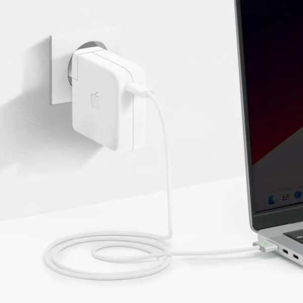 apple 220v 140w usb c byalo opakovka mlyu3zm a 5.jpg