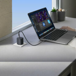 UGREEN 220V 45W, USB-A + 2xUSB-C, GaN /черен/ – X527 / 65156B